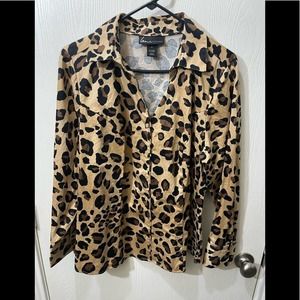 Lane Bryant leopard print button down top